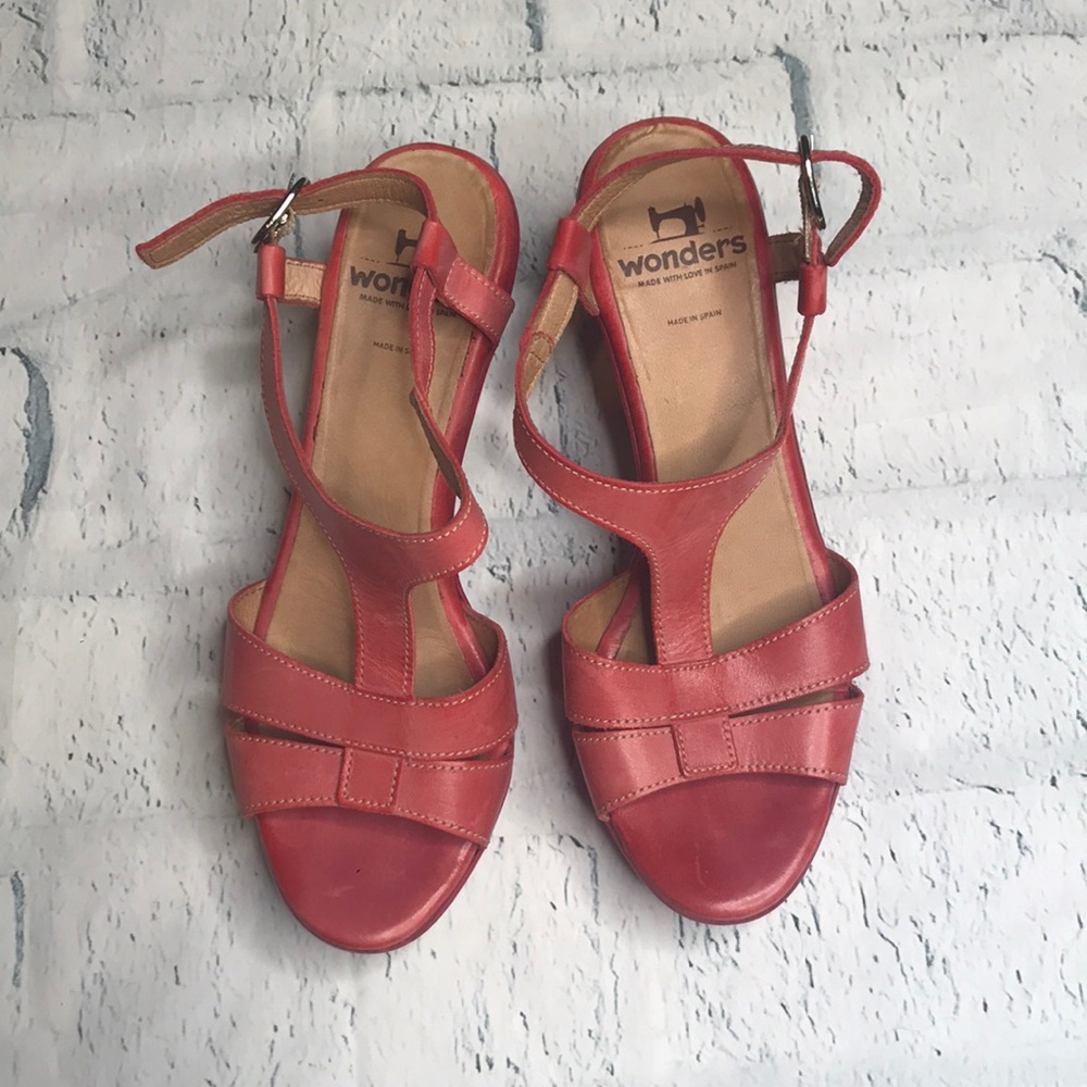 Wonders Made With Love Chunky Heel Sandals